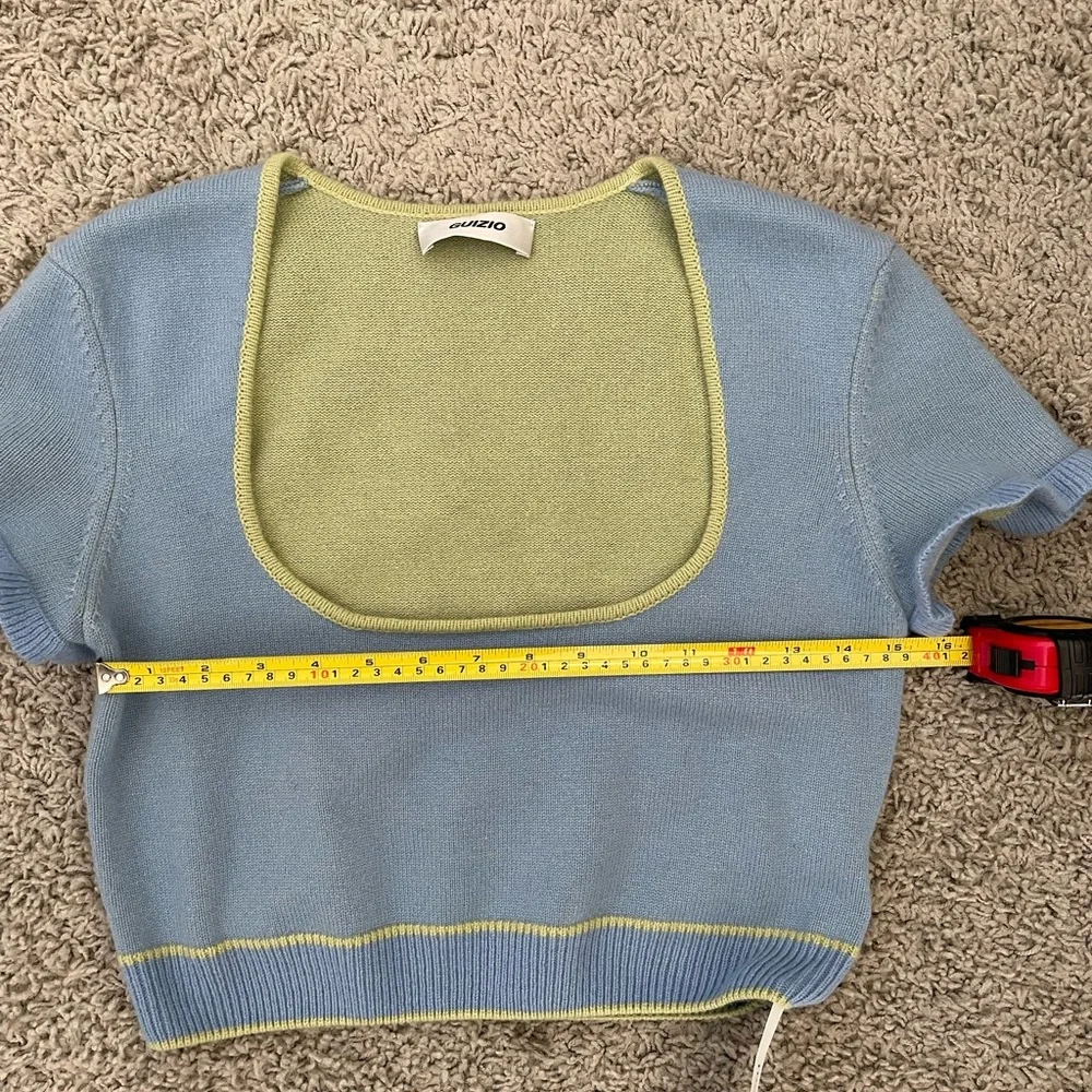 Guizio Blue and Green Knit Crop Top- Large - Picture 10 of 12